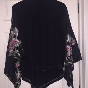 FREE PEOPLE • Sydney’s Tuesday’s XS